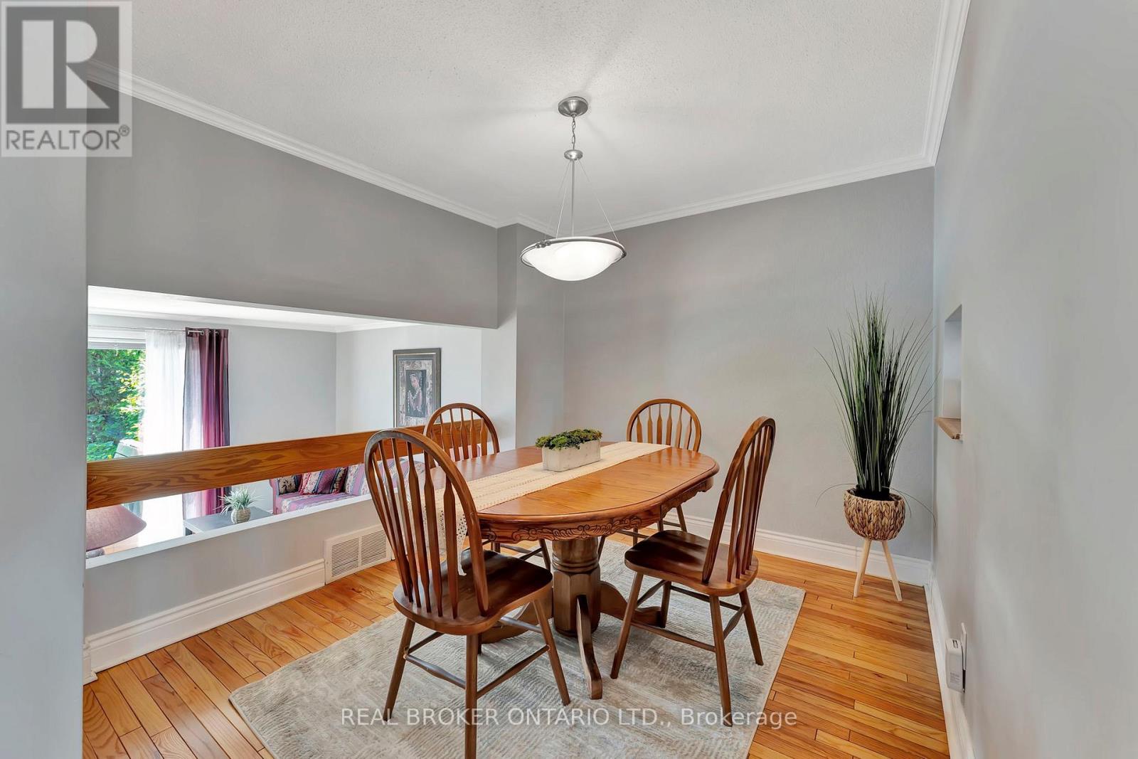 5 Tedwyn Drive