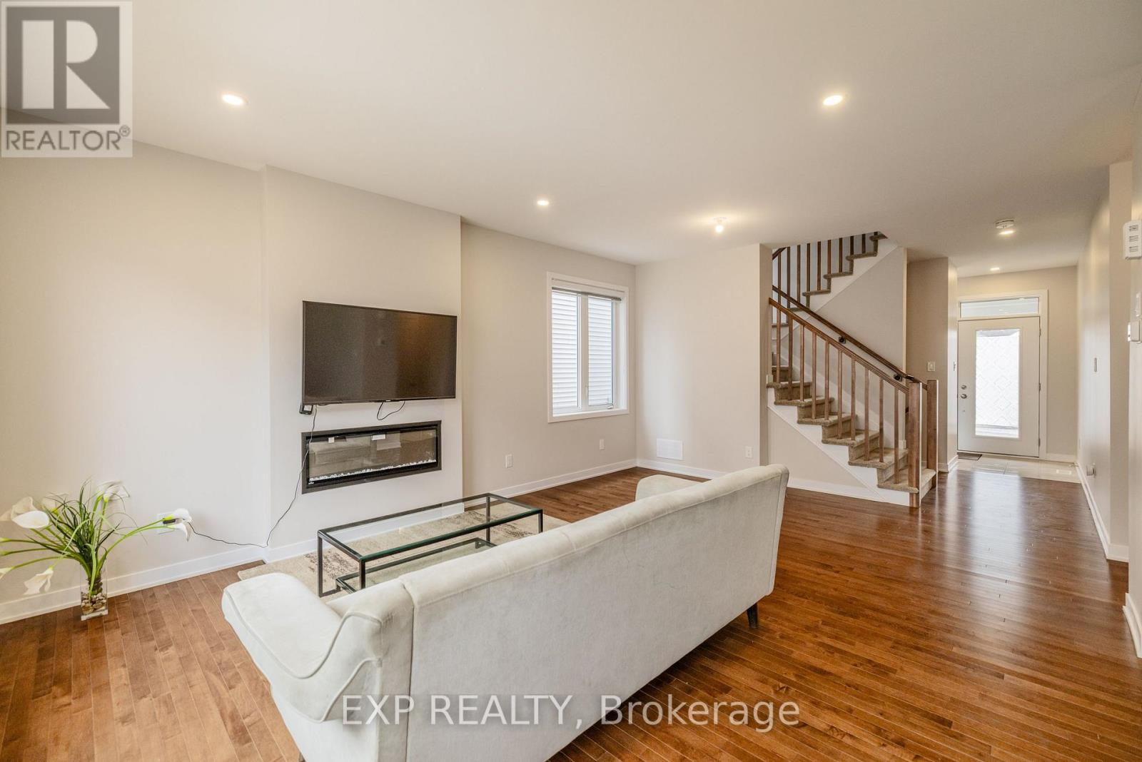 307 Canadensis Lane