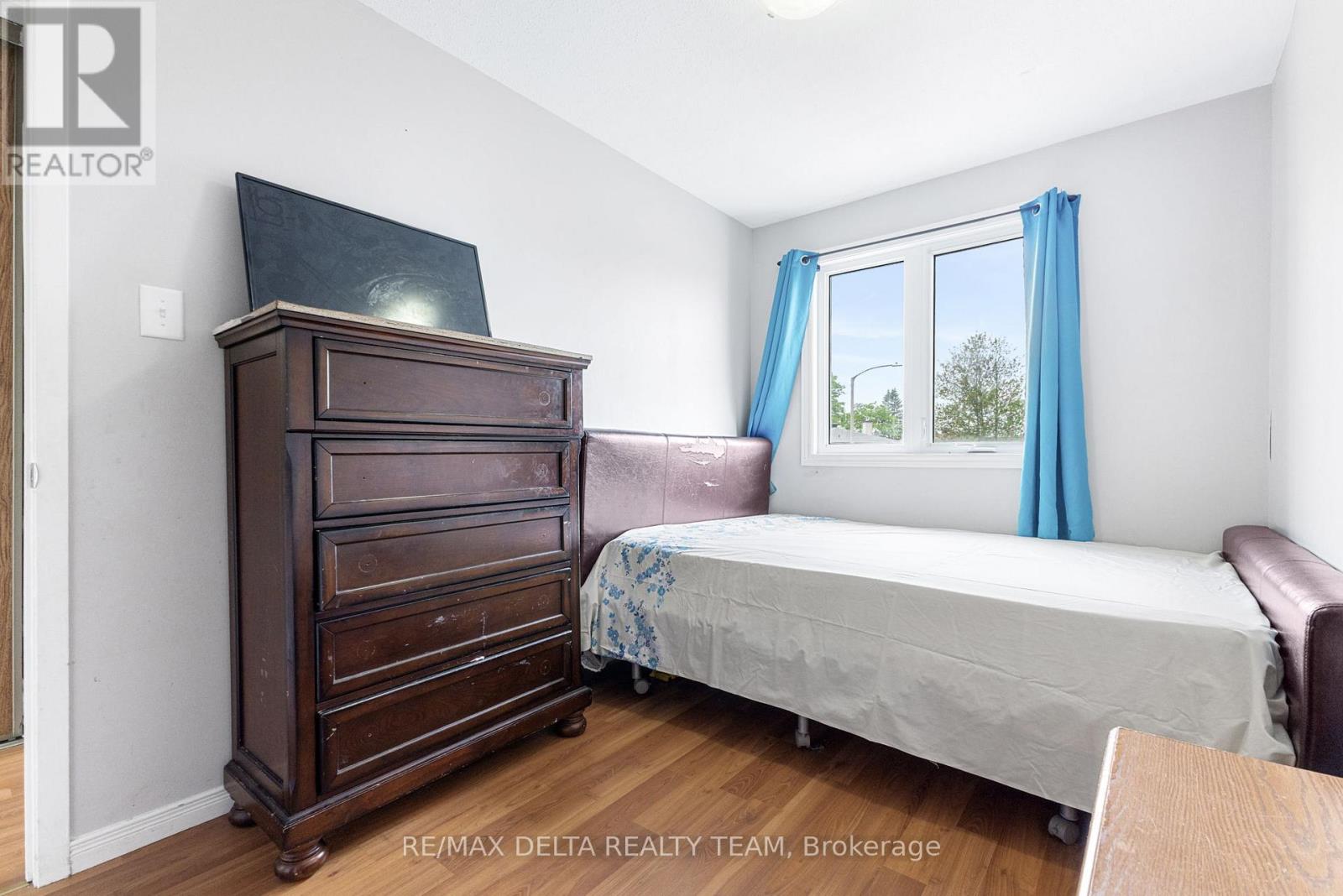 1401 Coulter Place