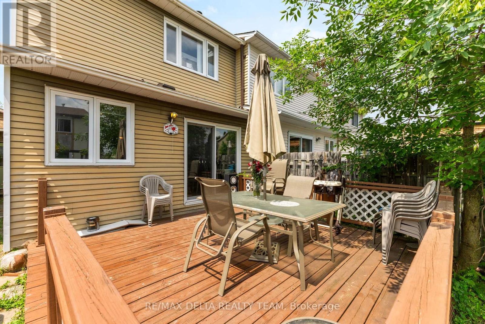 1401 Coulter Place