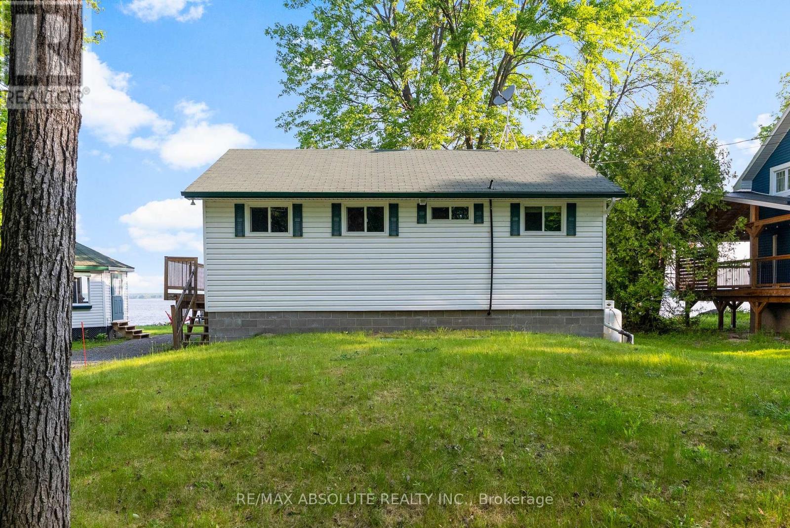339 Leavoy Lane