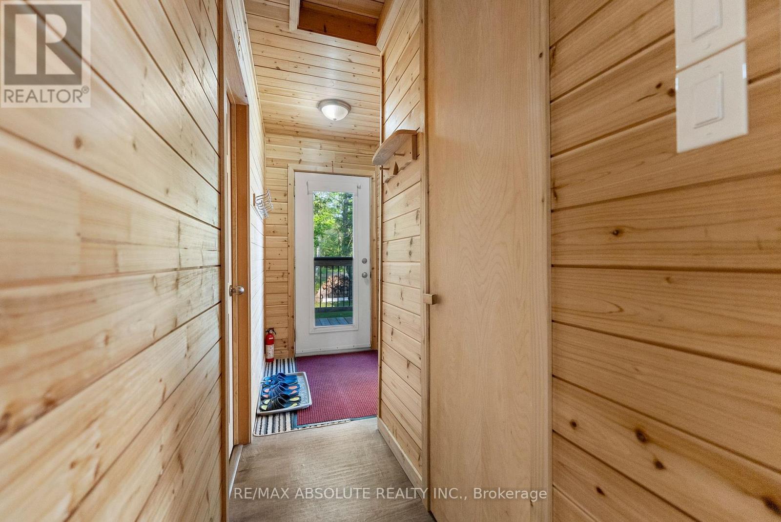 339 Leavoy Lane