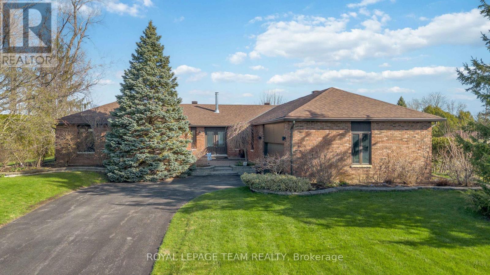 1322 Johnston Drive