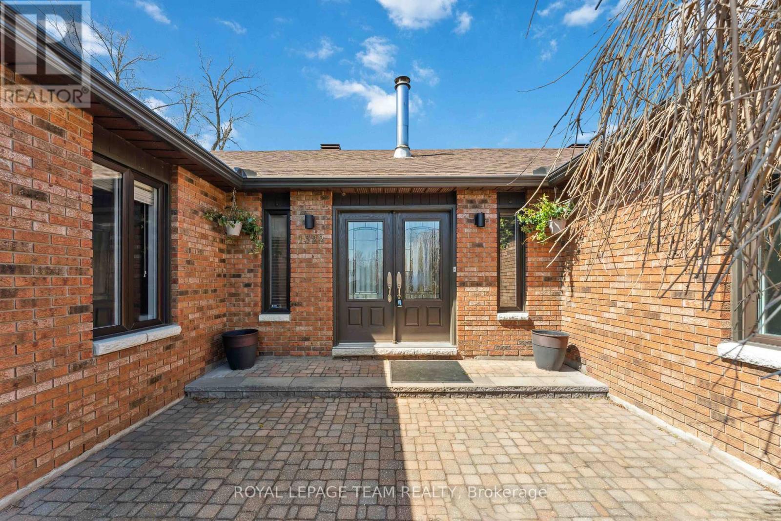 1322 Johnston Drive