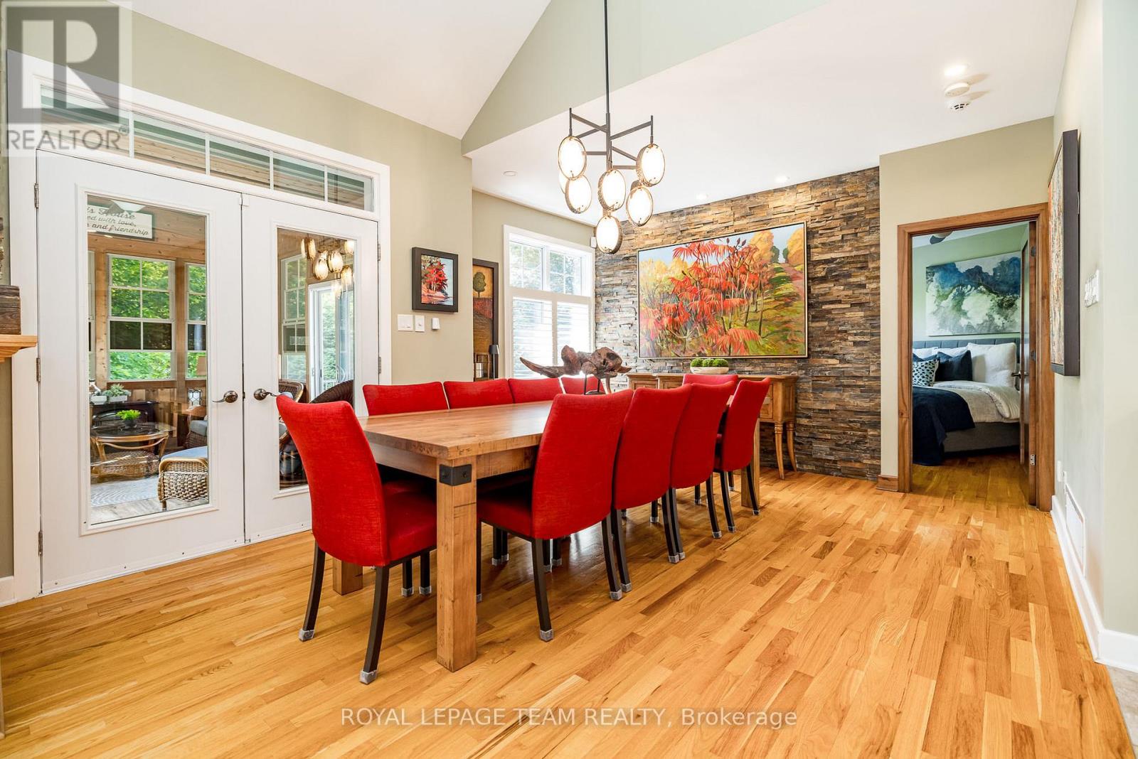 19 Turtle Point Private