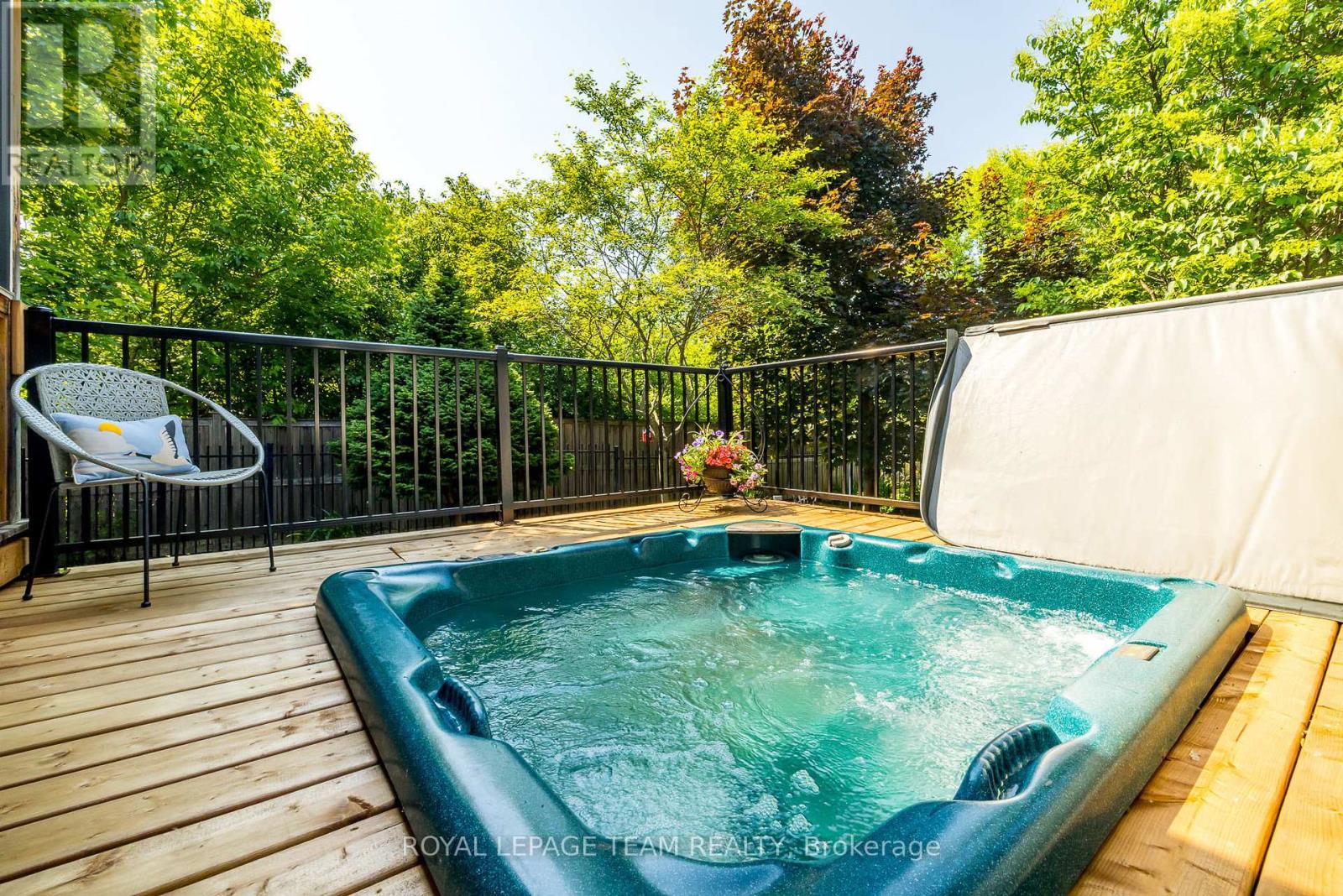 19 Turtle Point Private