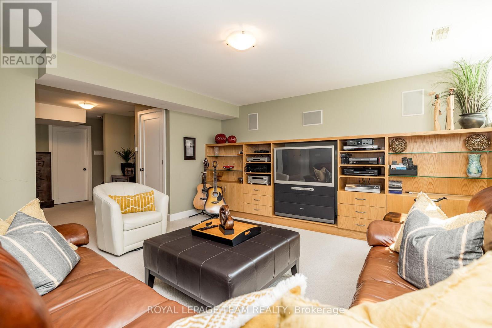 19 Turtle Point Private