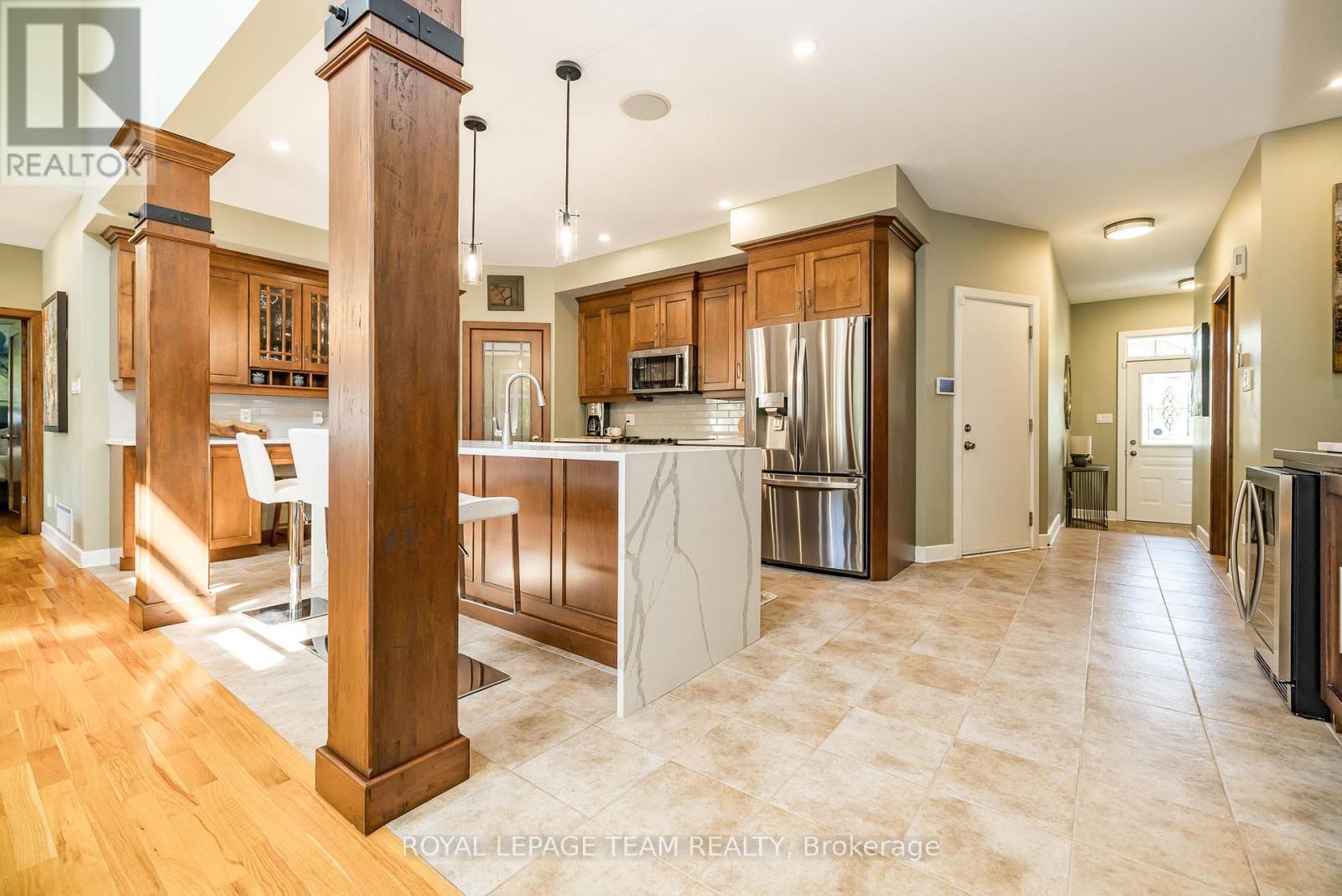 19 Turtle Point Private