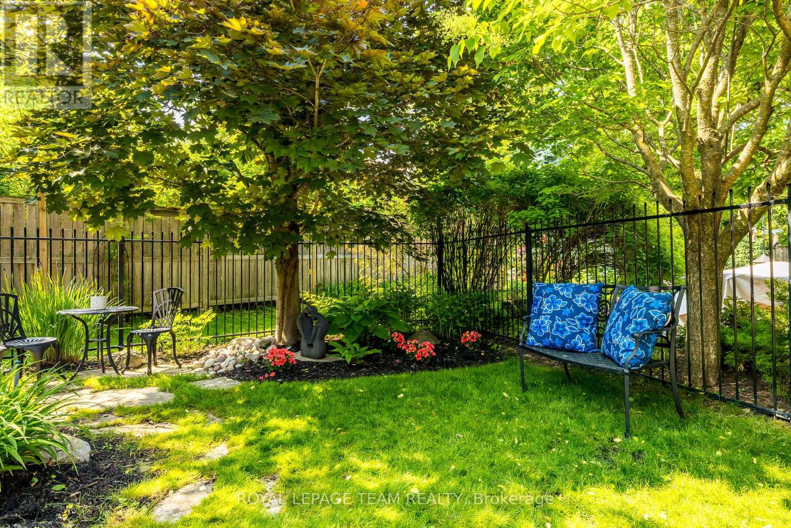 19 Turtle Point Private
