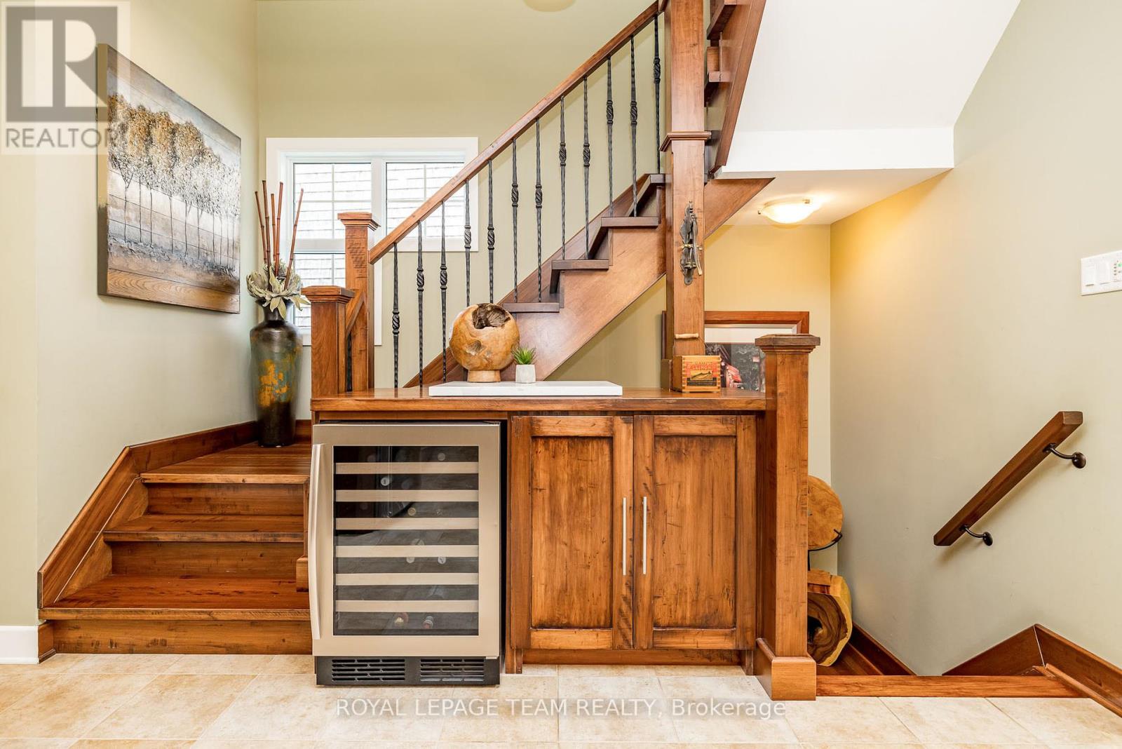 19 Turtle Point Private