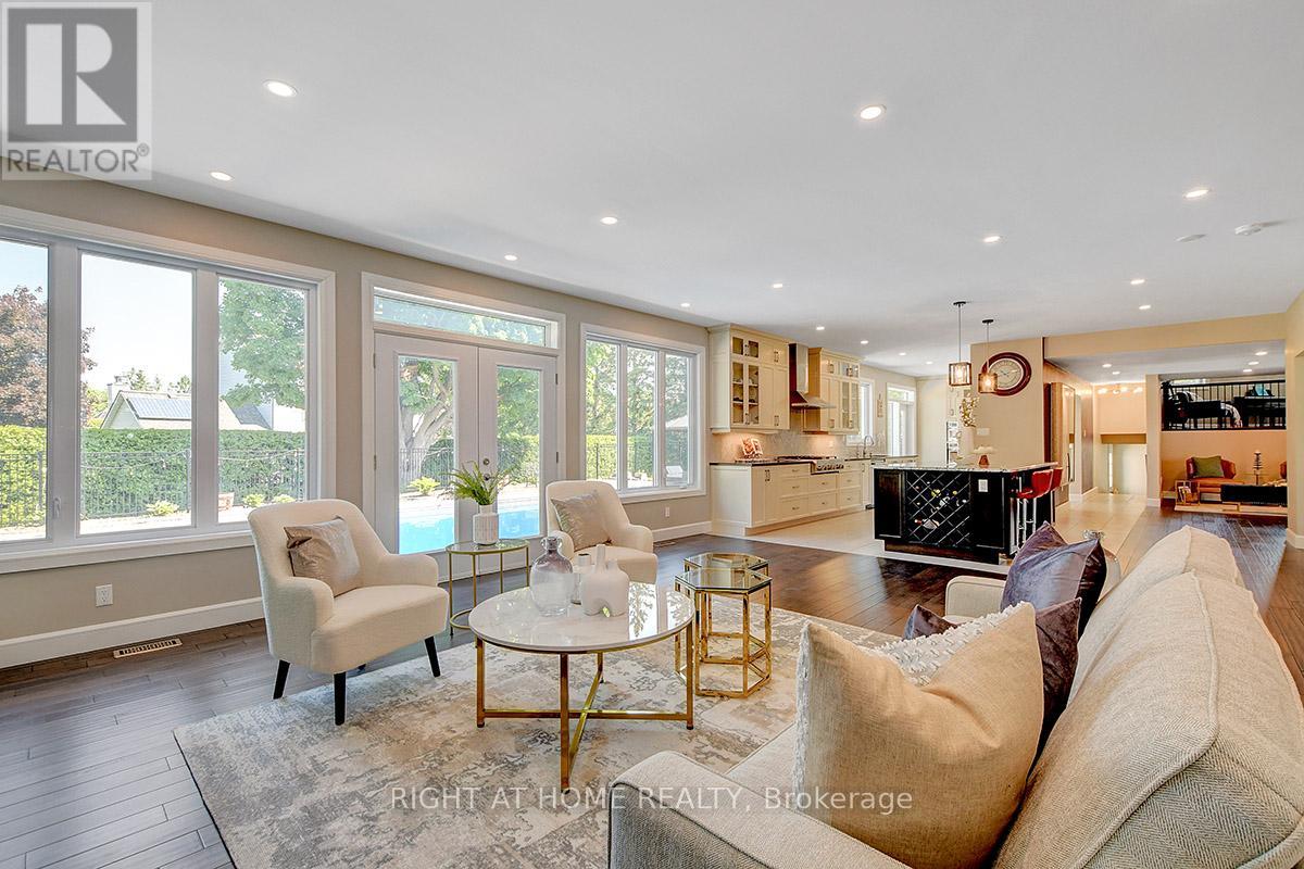 25 Bren Maur Road
