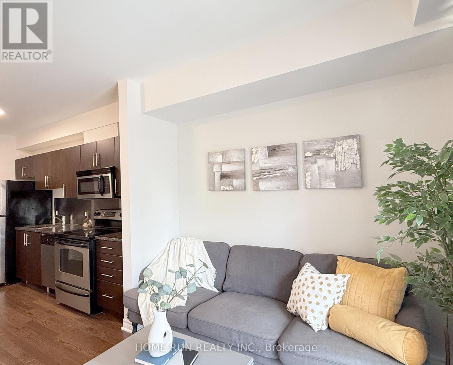 323 - 429 Kent Street