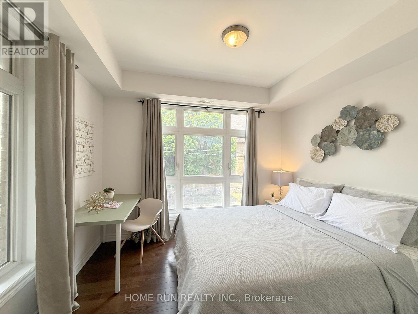 323 - 429 Kent Street
