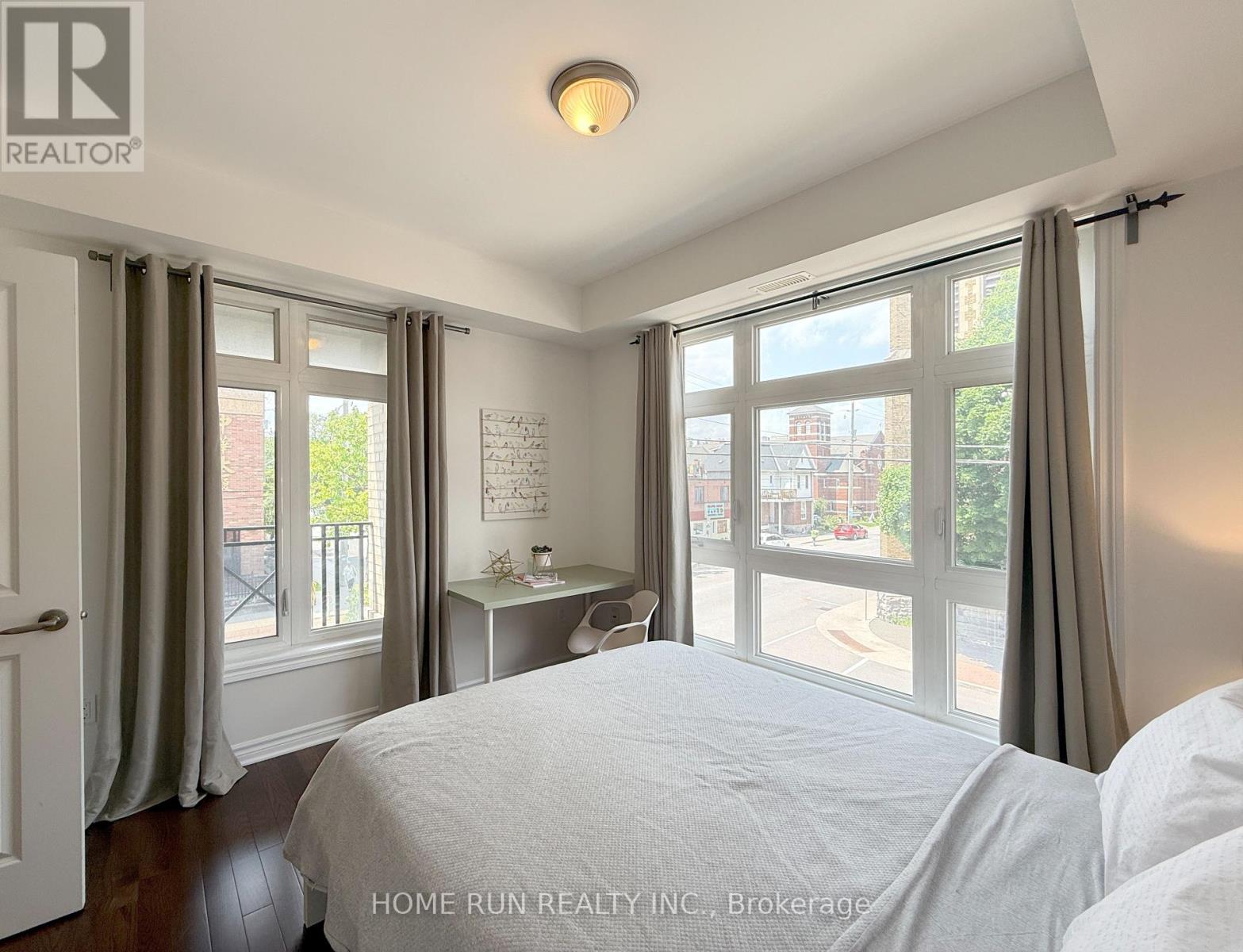 323 - 429 Kent Street