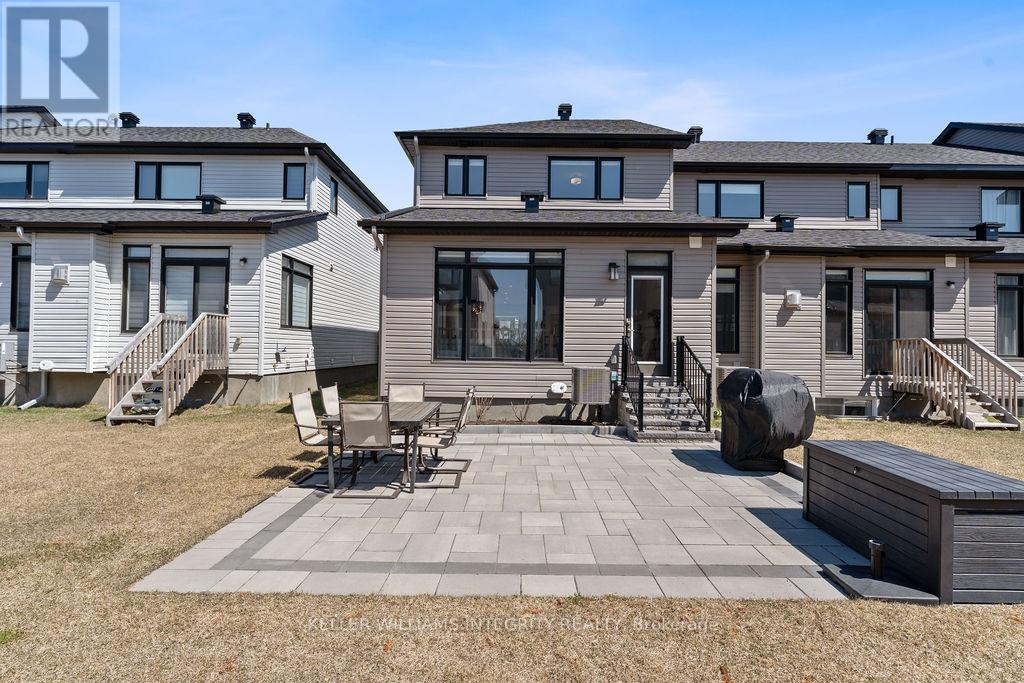 81 Heirloom Street