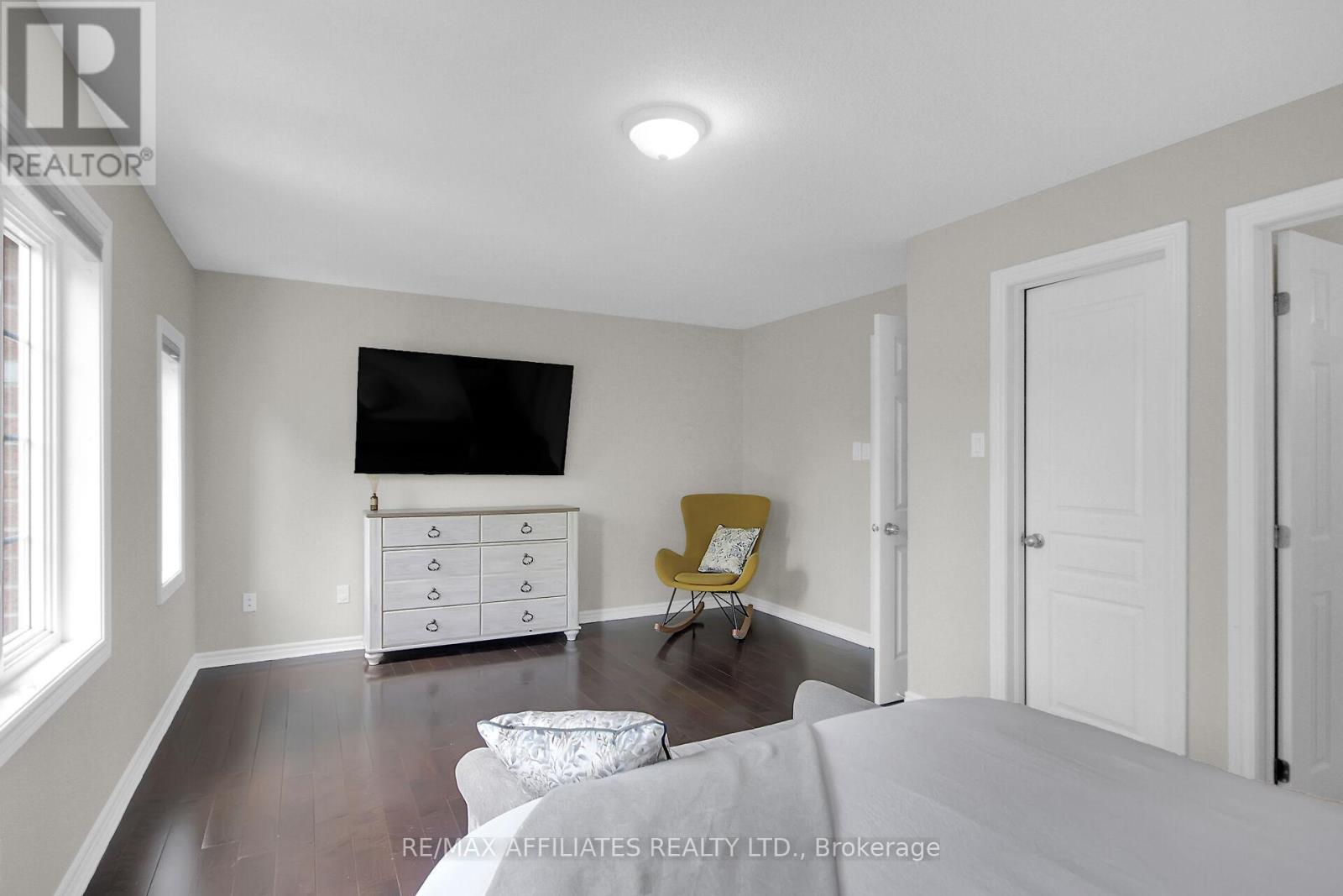 218 Bookton Place