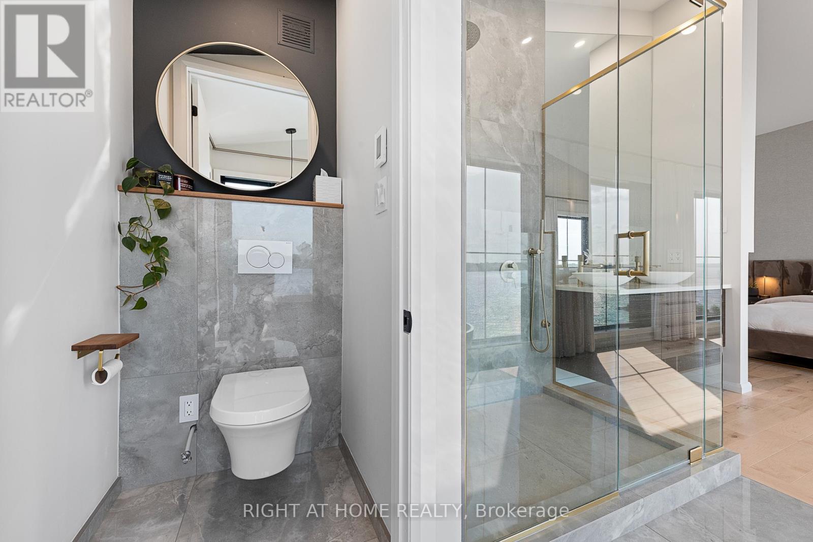 2120 Du Chateau Avenue