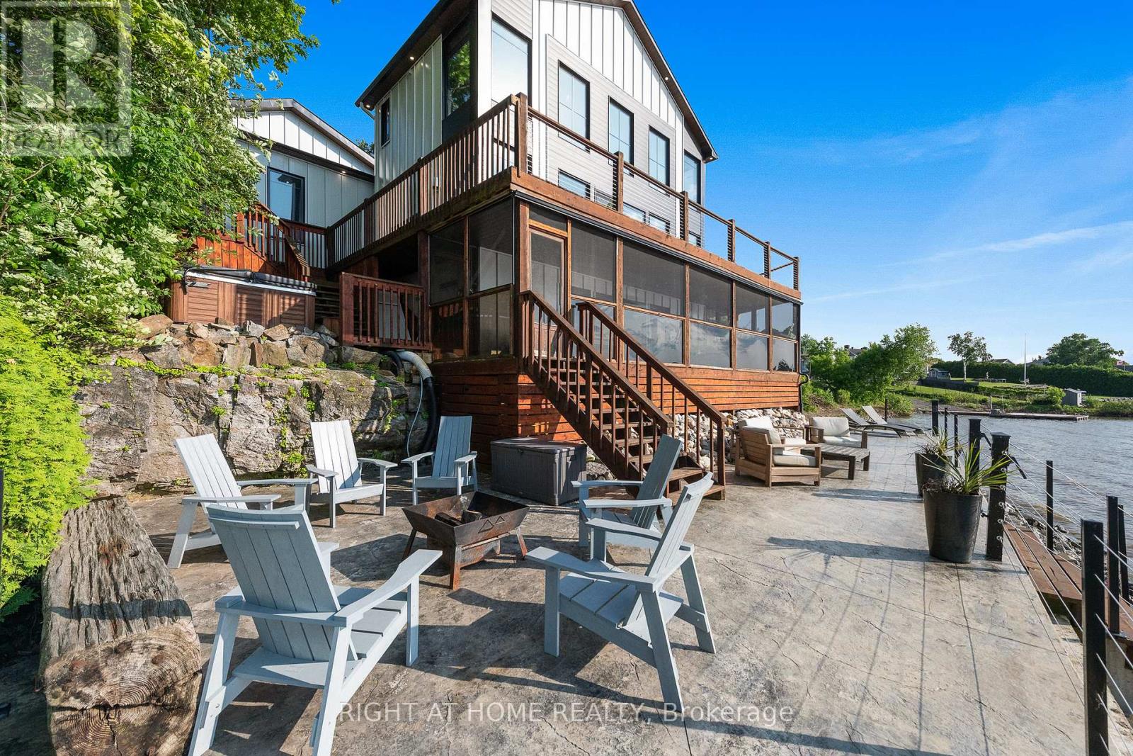 2120 Du Chateau Avenue