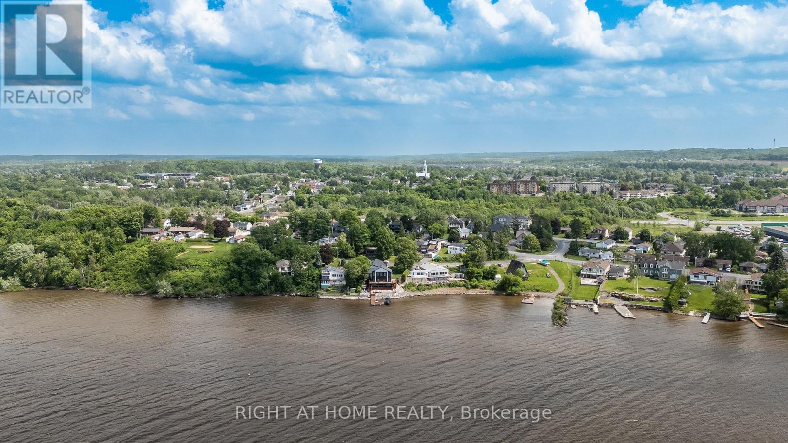 2120 Du Chateau Avenue