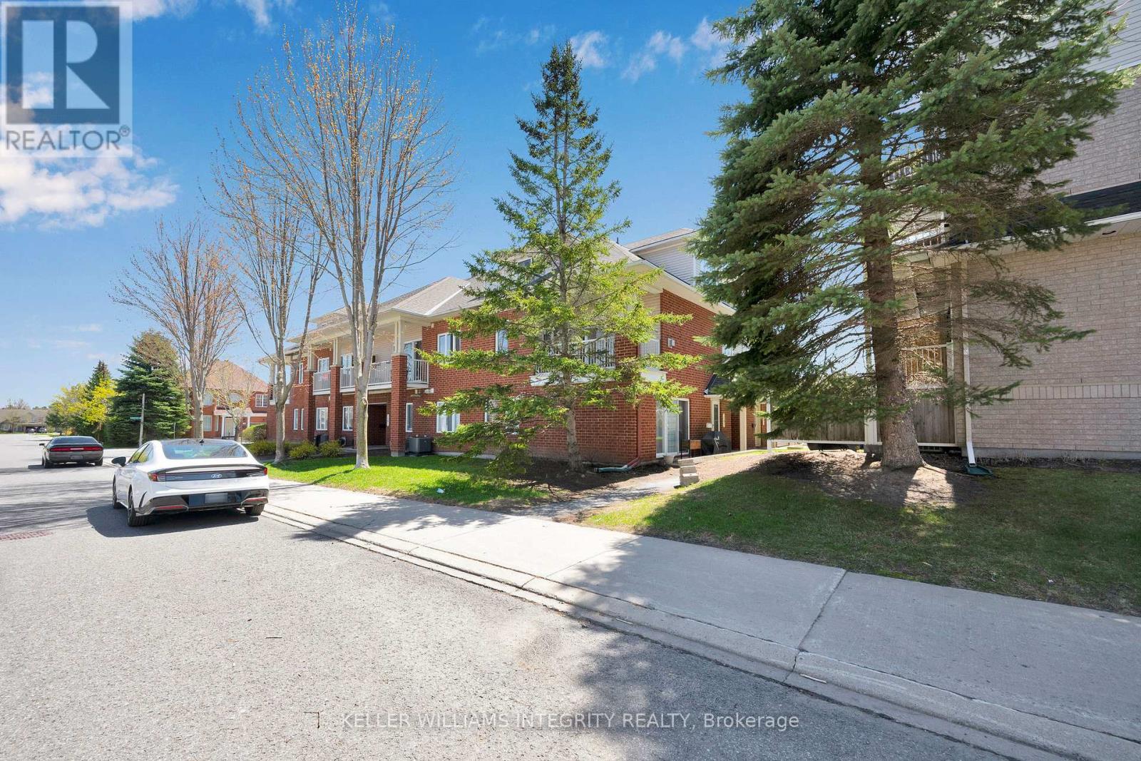 B - 10 Daybreak Street