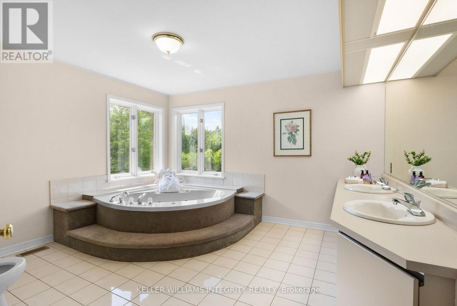 22 Marchbrook Circle