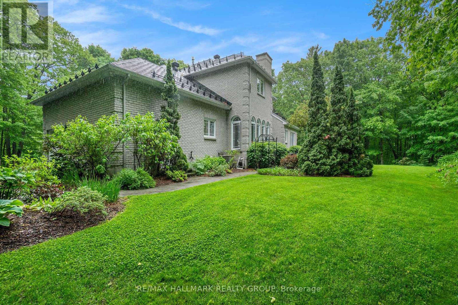 1340 Georges Vanier Drive