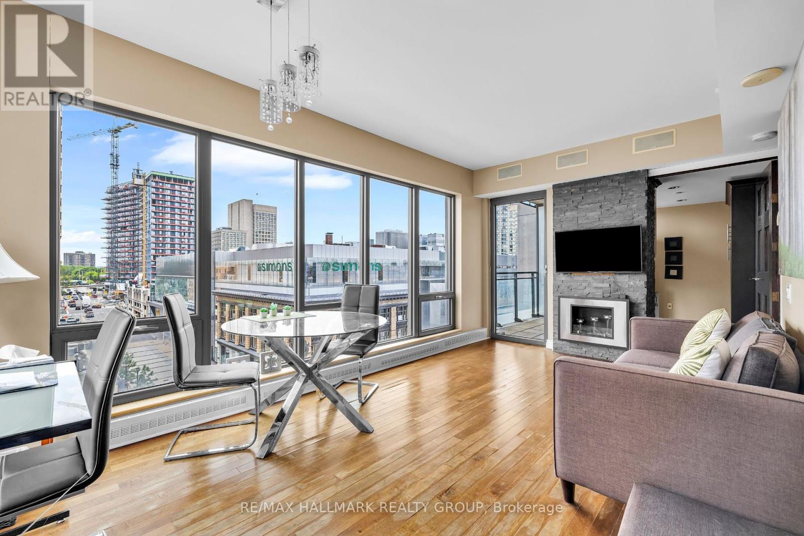 509 - 90 George Street