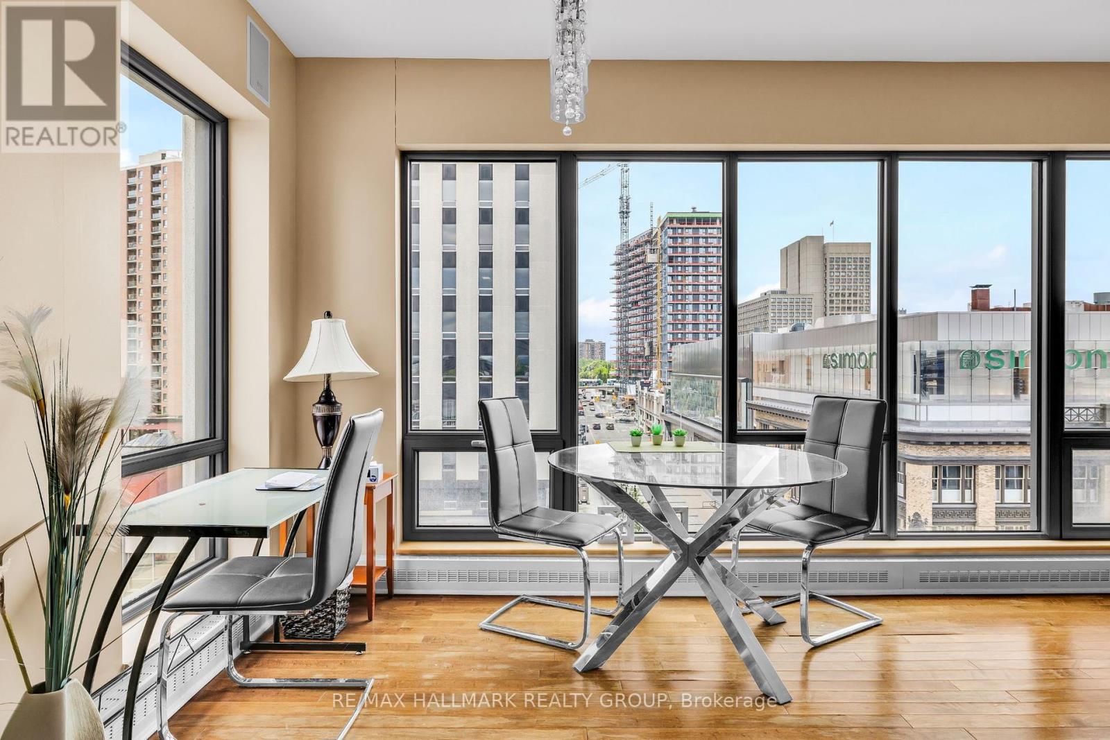 509 - 90 George Street