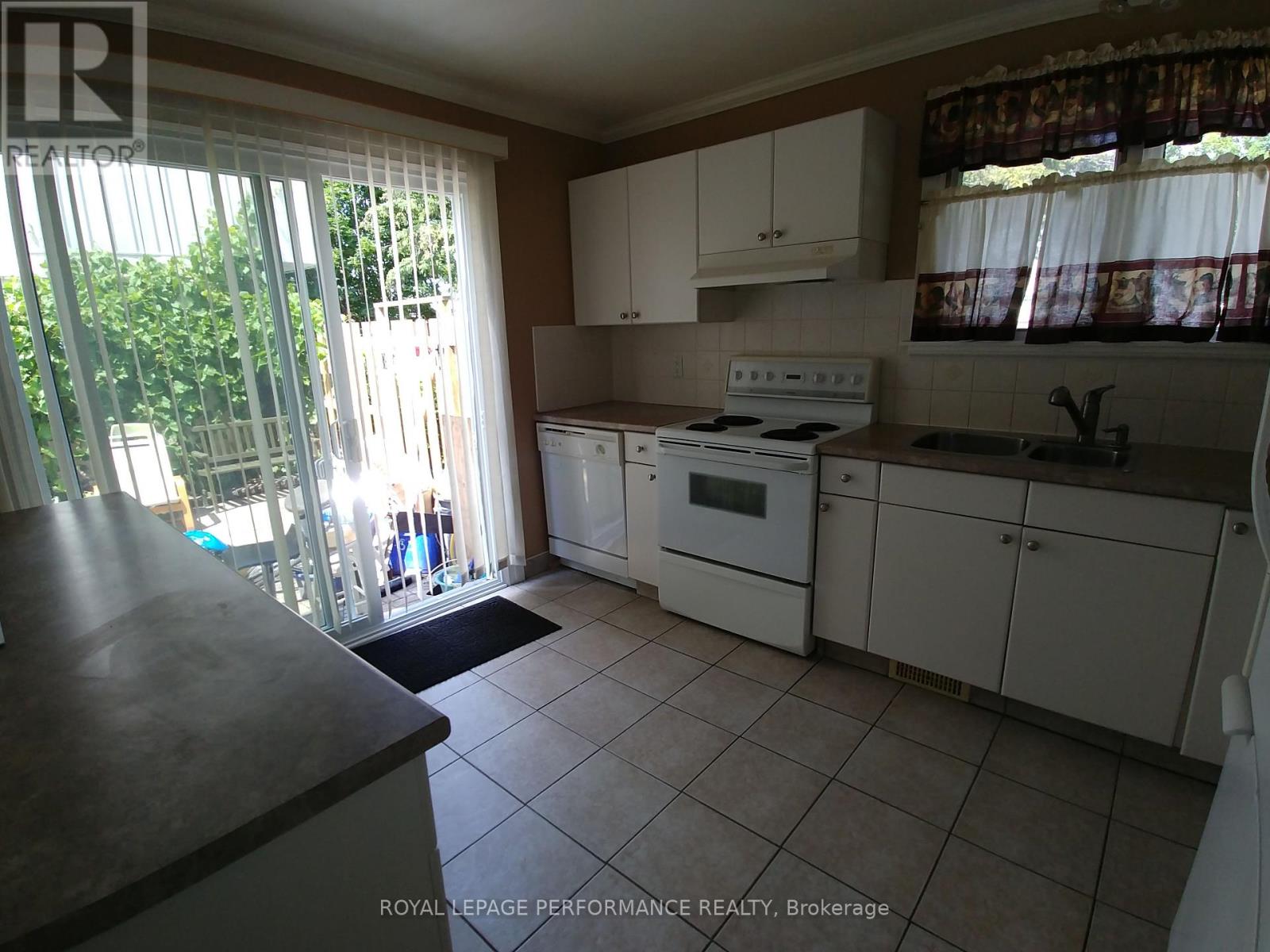 63 - 2063 Jasmine Crescent
