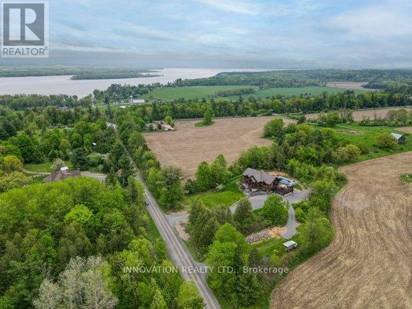 255 Maclarens Side Road