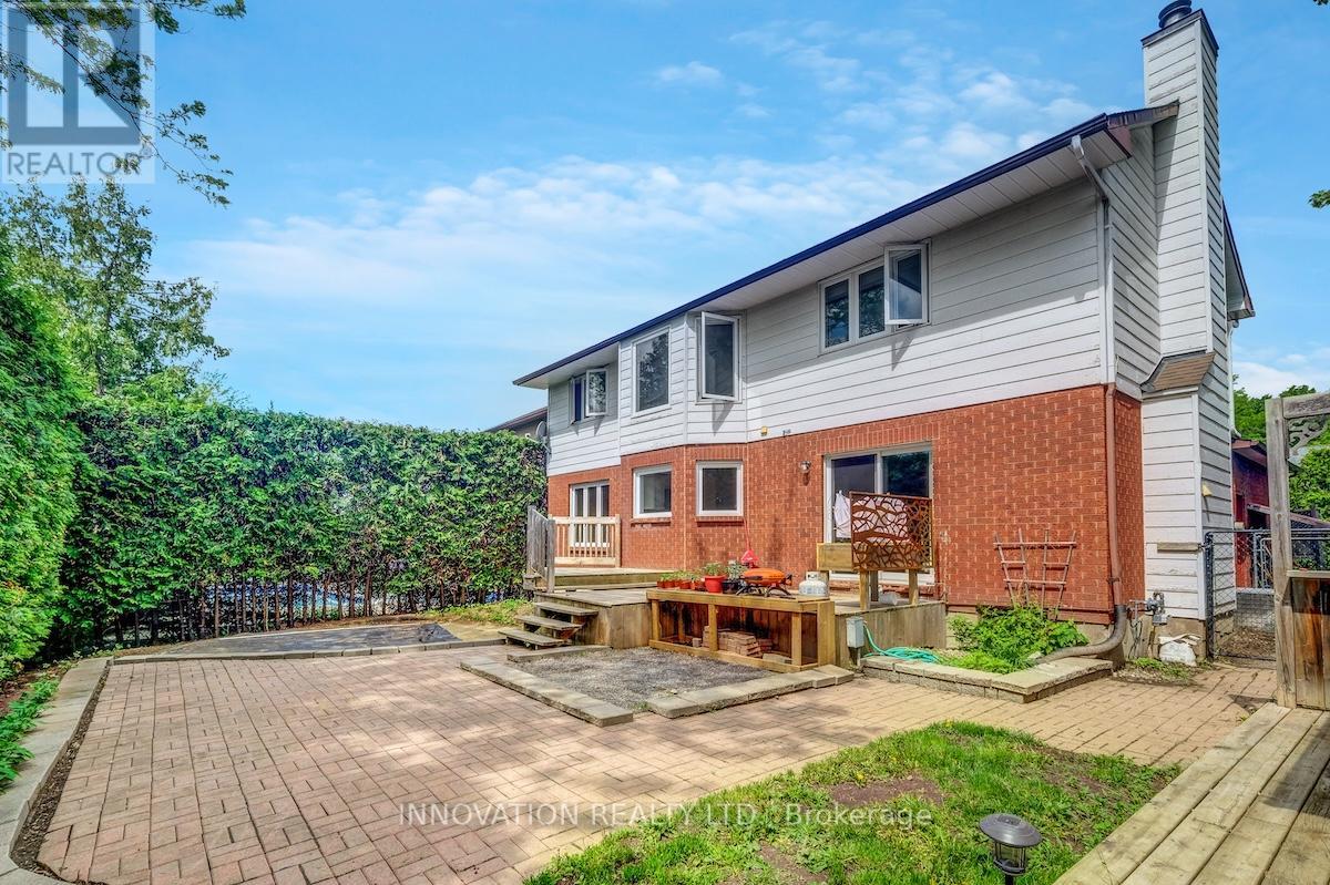 25 Spindle Way