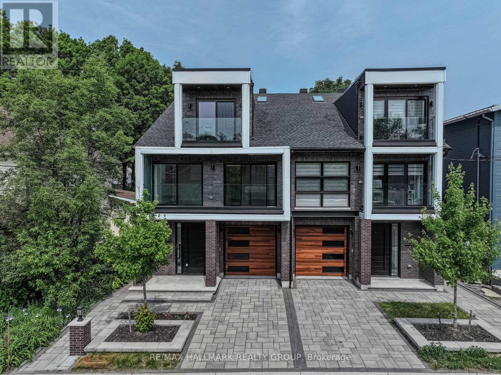 185a 185b Carleton Avenue