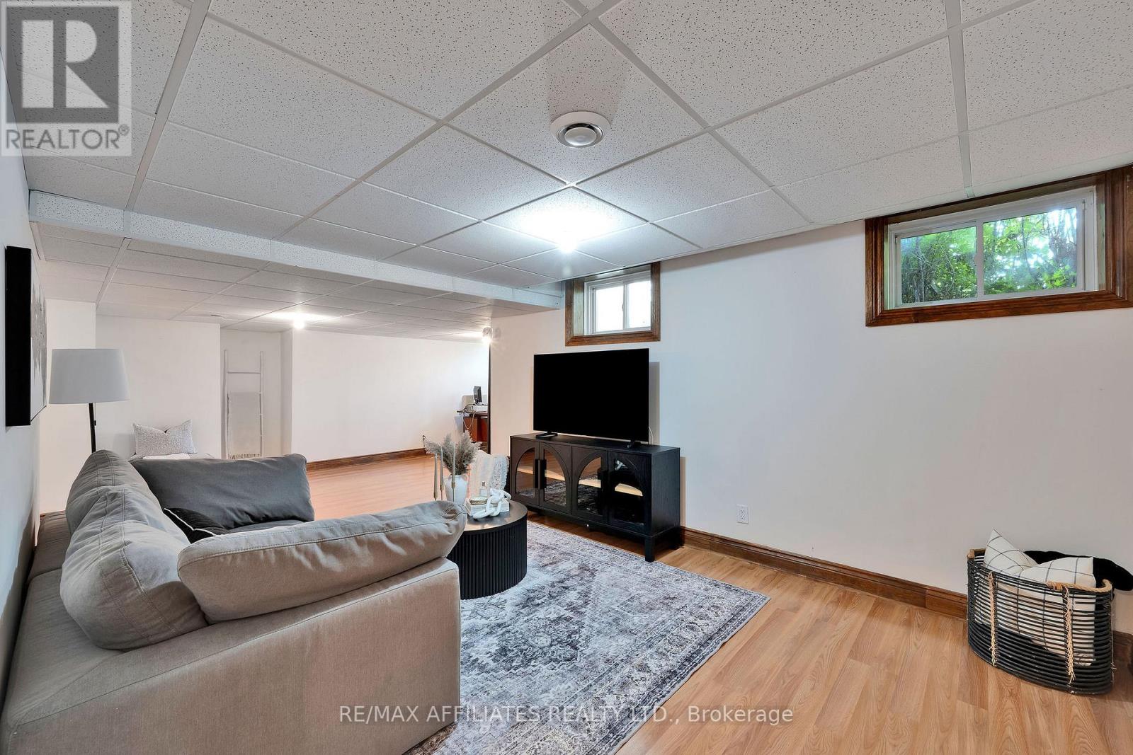 3 Kimini Drive
