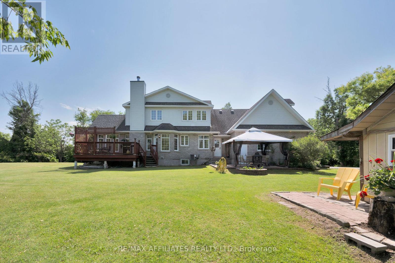 3 Kimini Drive