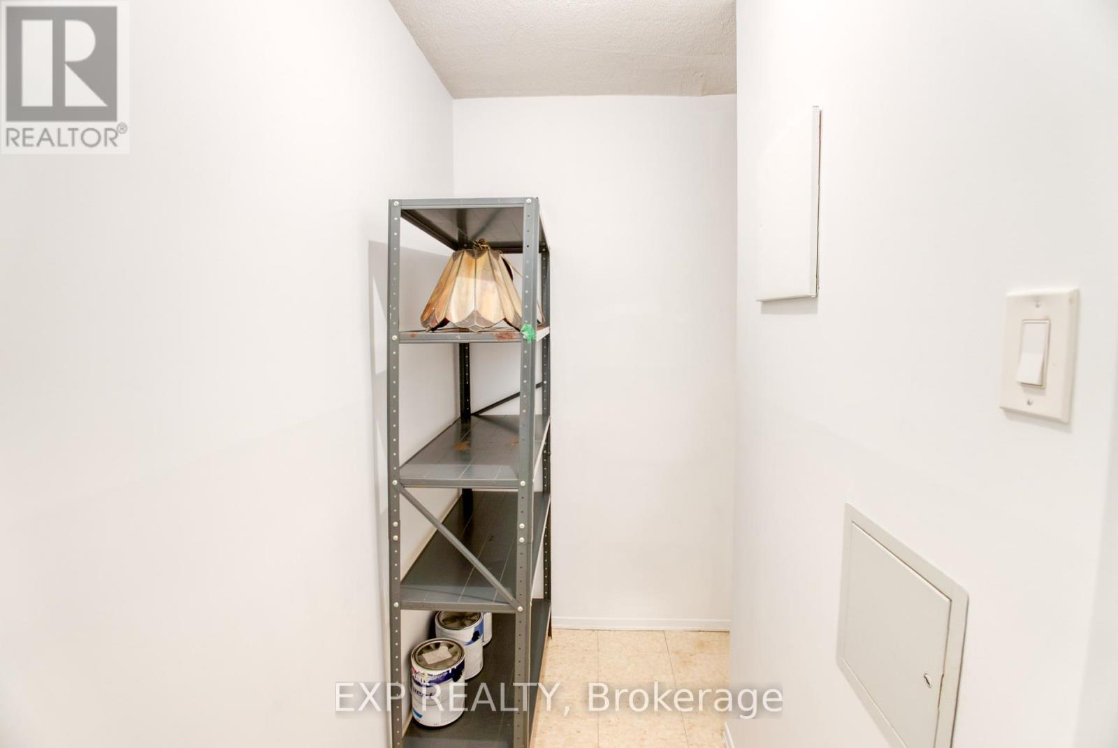 204 - 475 Laurier Avenue W