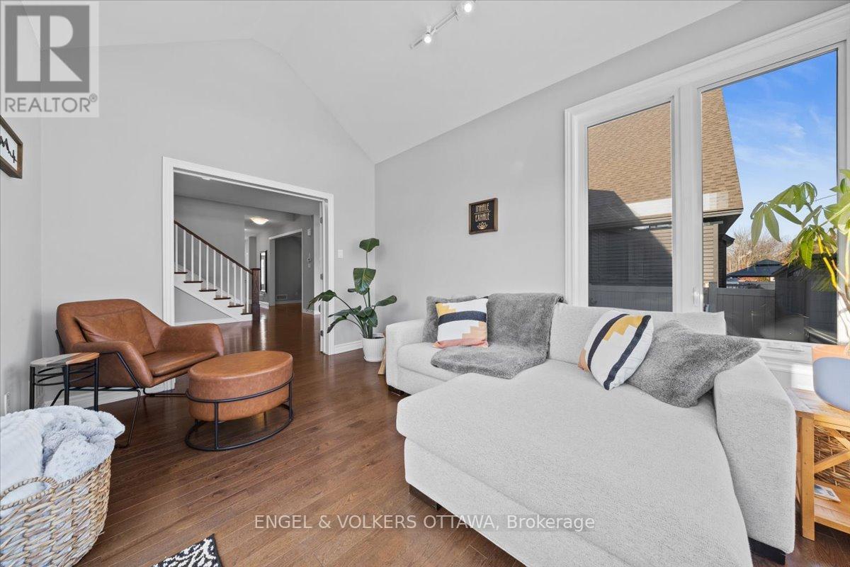 202 Pioneer Road