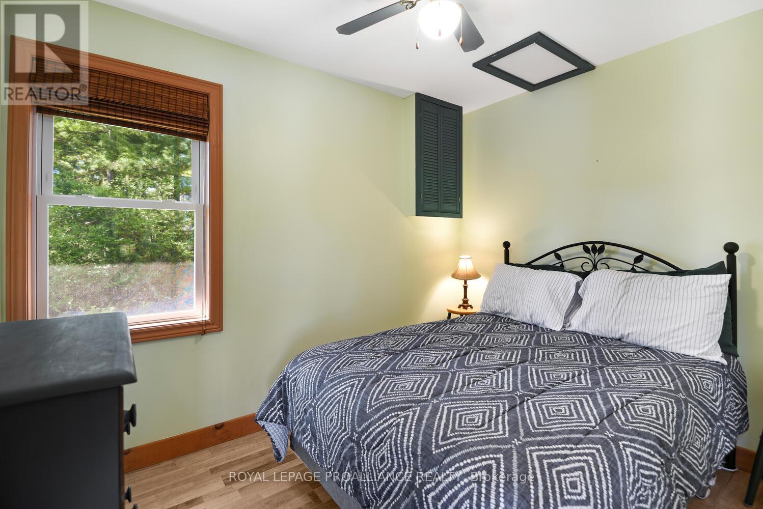 170 Longview Island