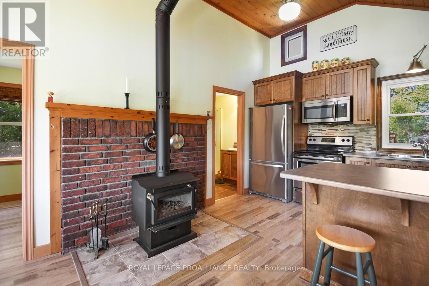 170 Longview Island