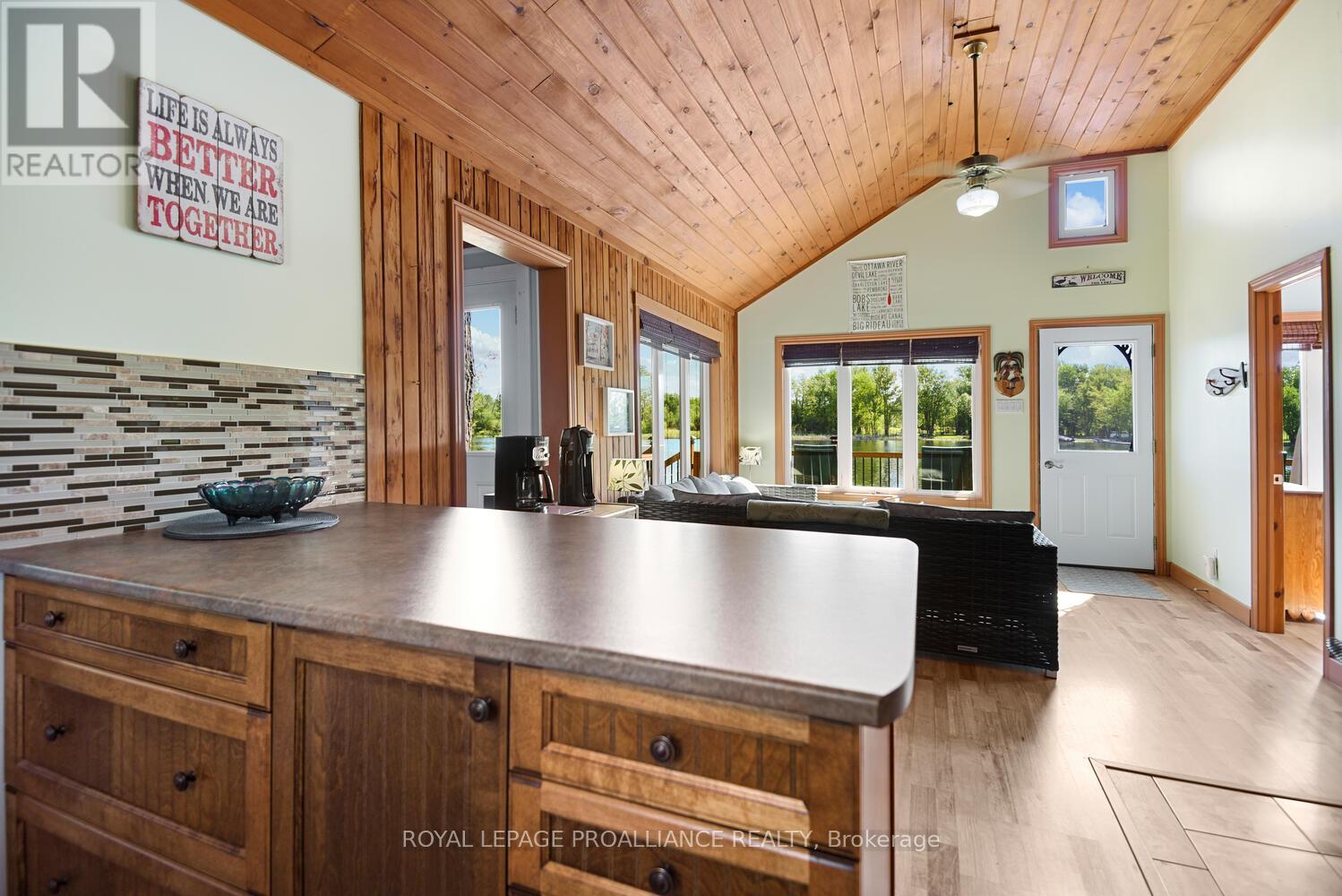 170 Longview Island