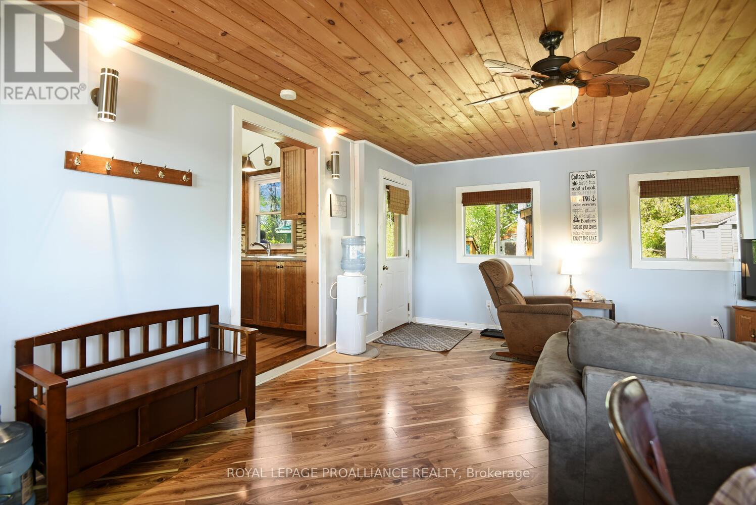 170 Longview Island