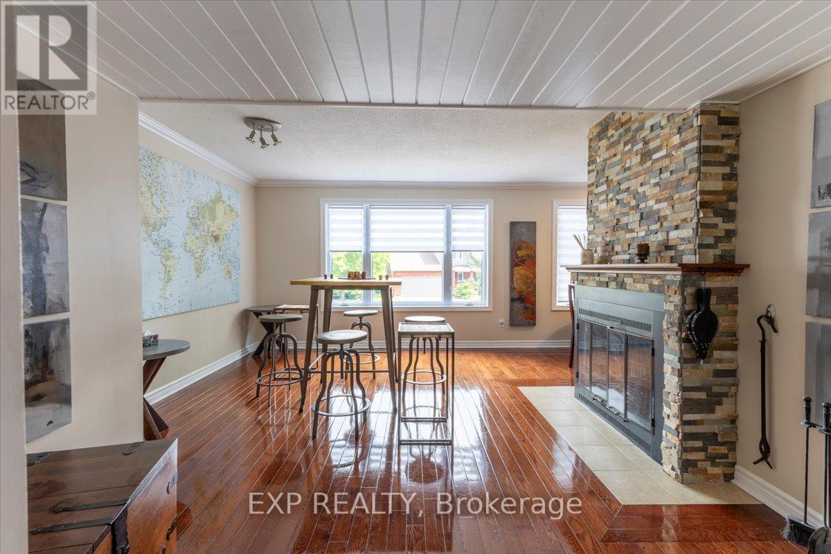3065 Uplands Drive