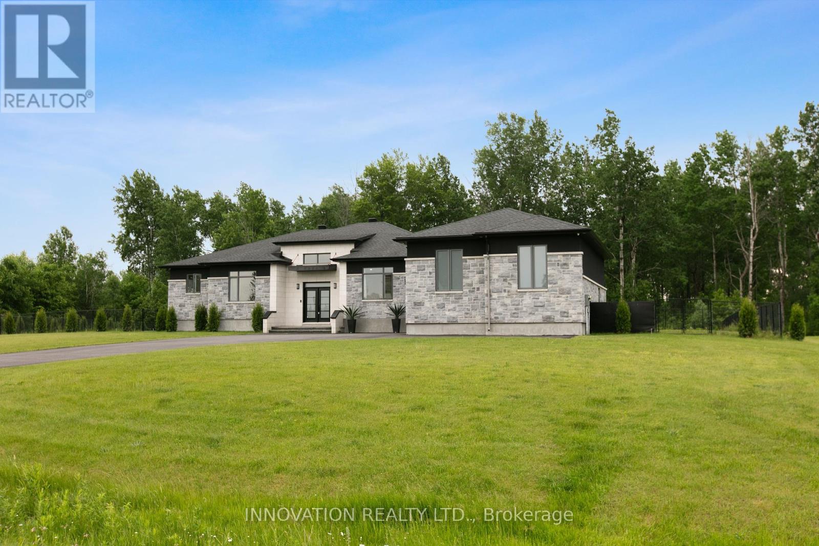 651 Ballycastle Crescent