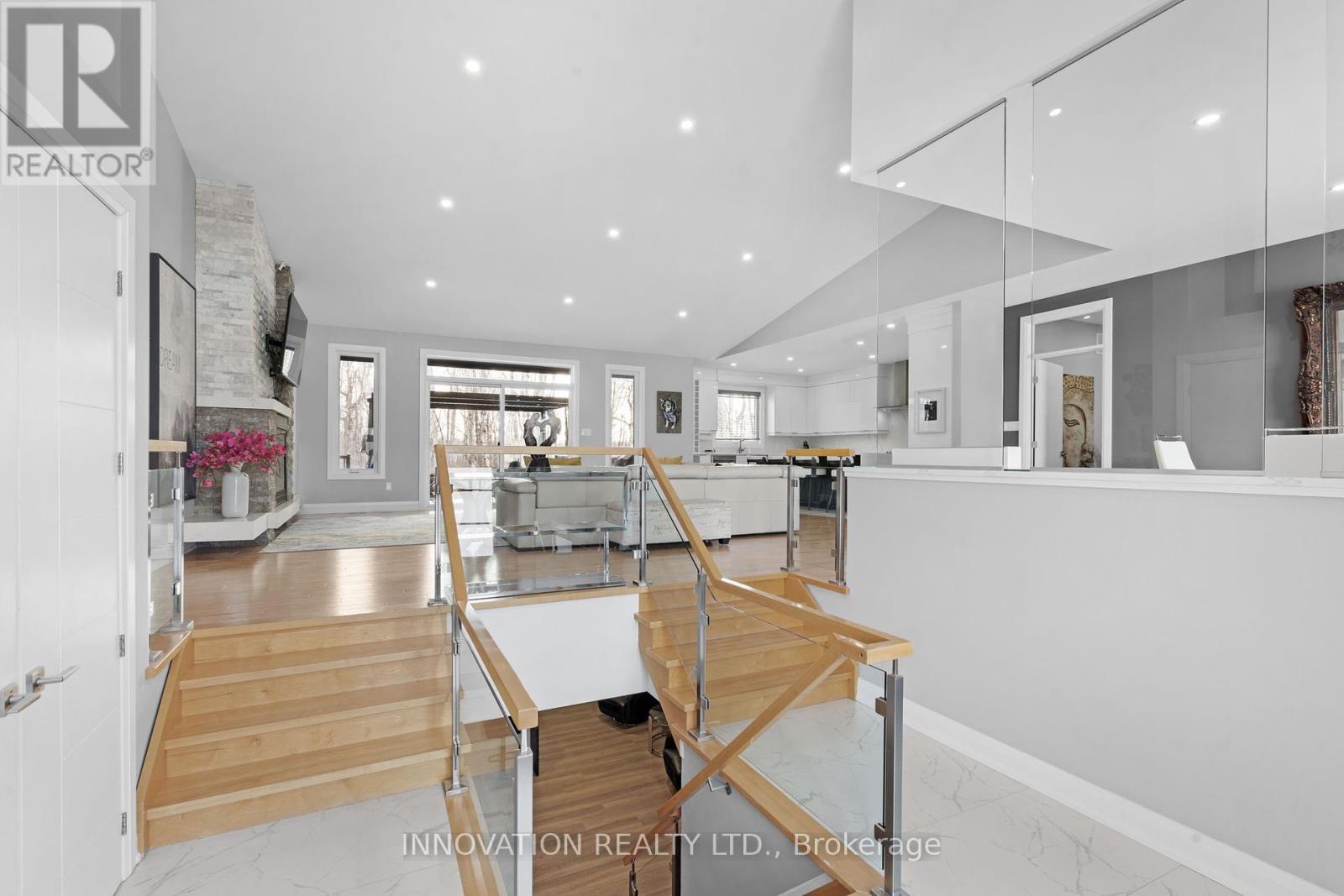 651 Ballycastle Crescent