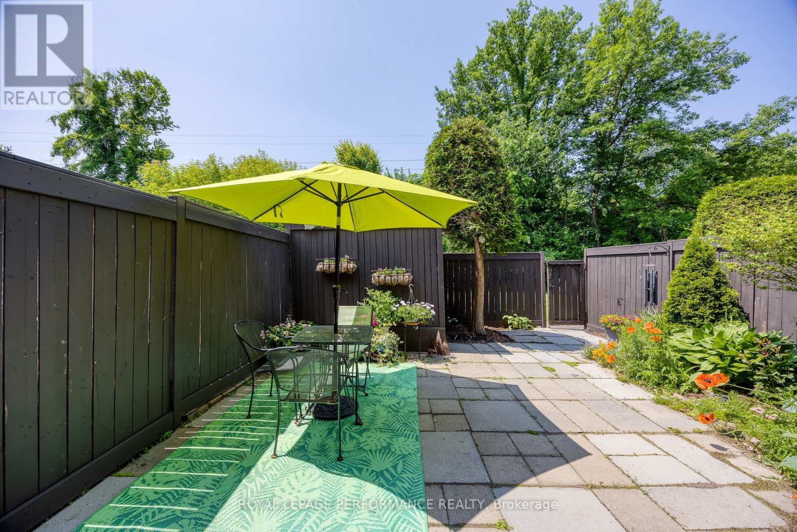 49 Reaney Court