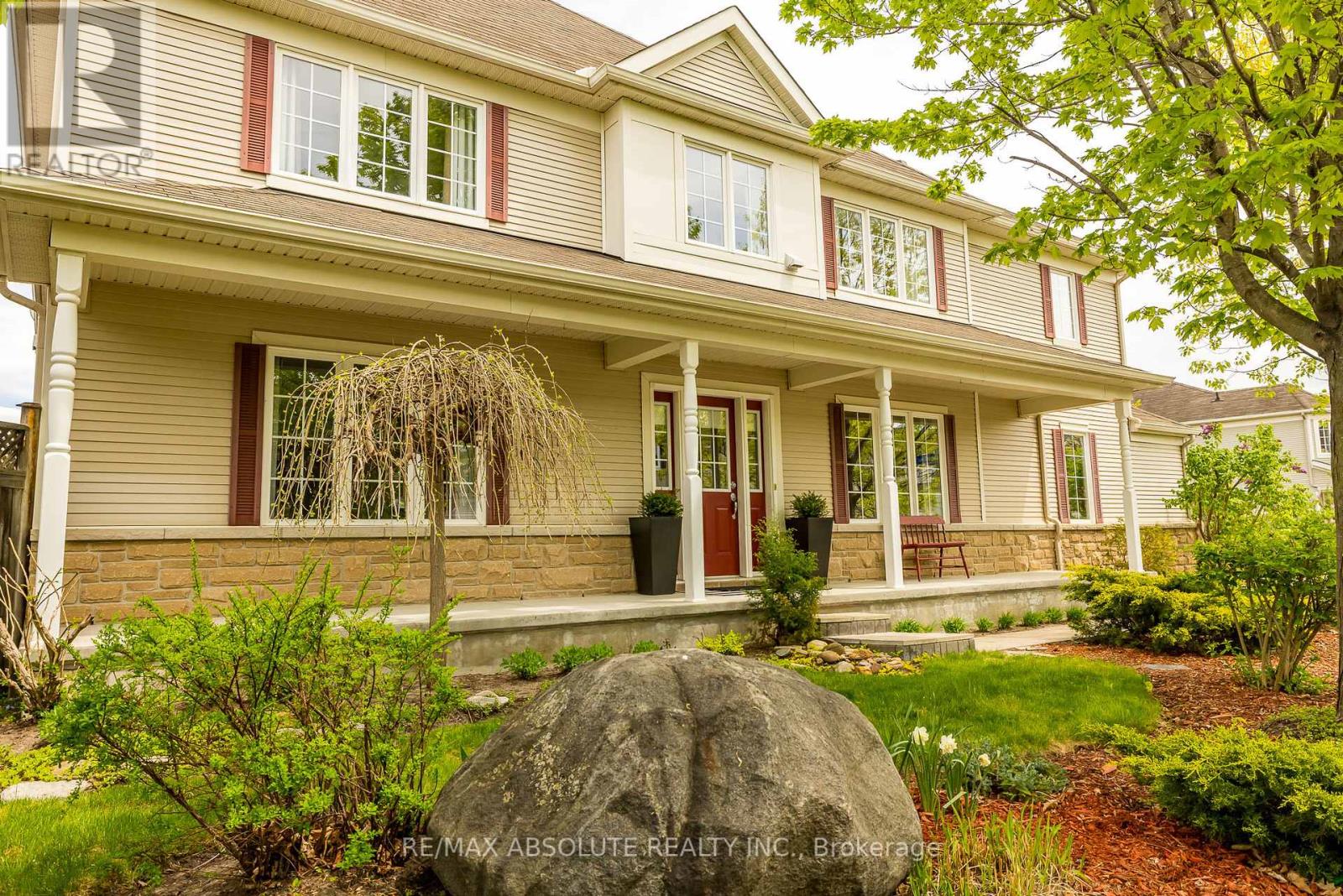 400 Evenwood Private