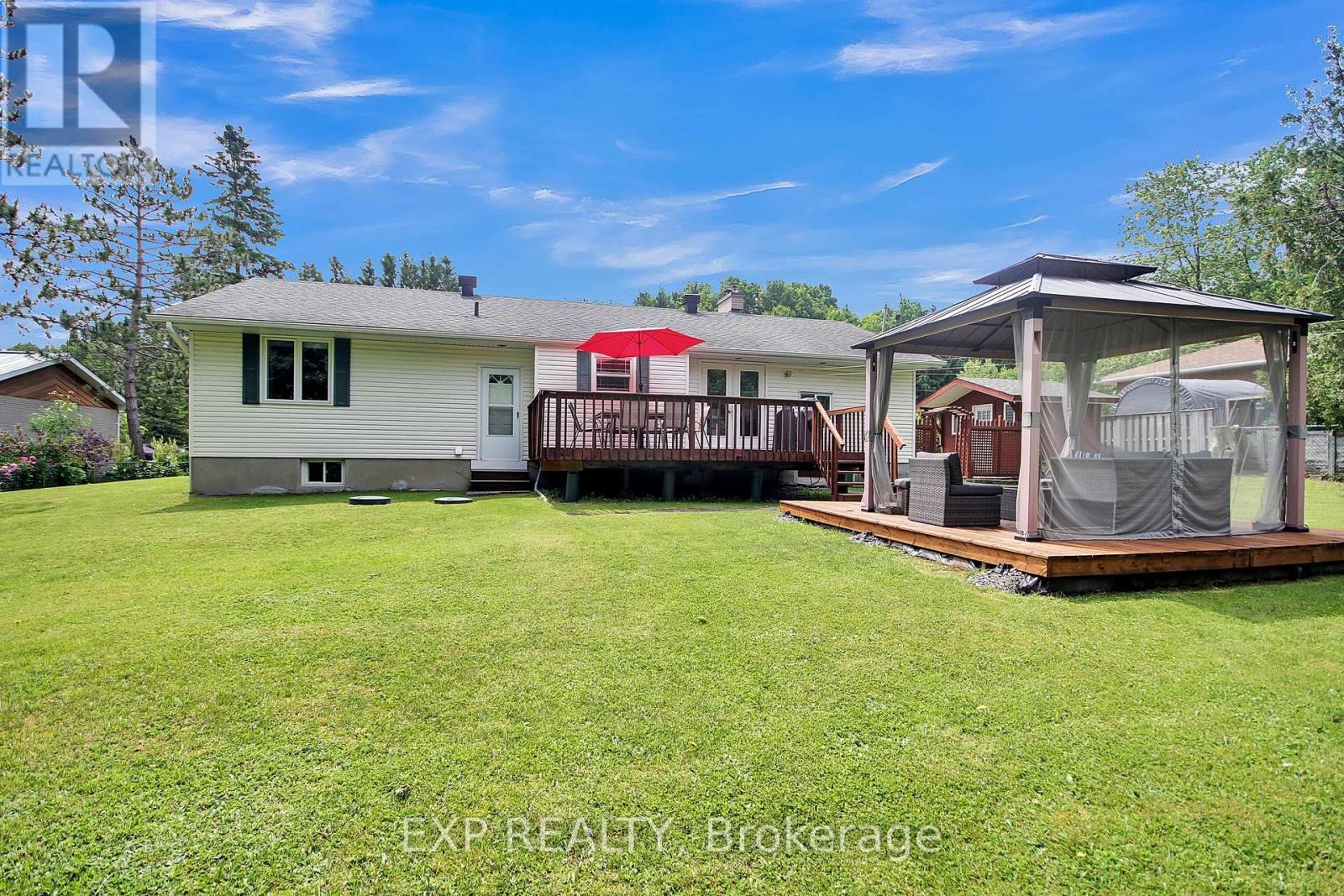 1989 Rideau Road