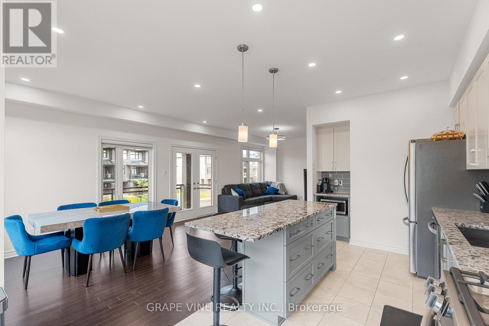 60 Verglas Lane