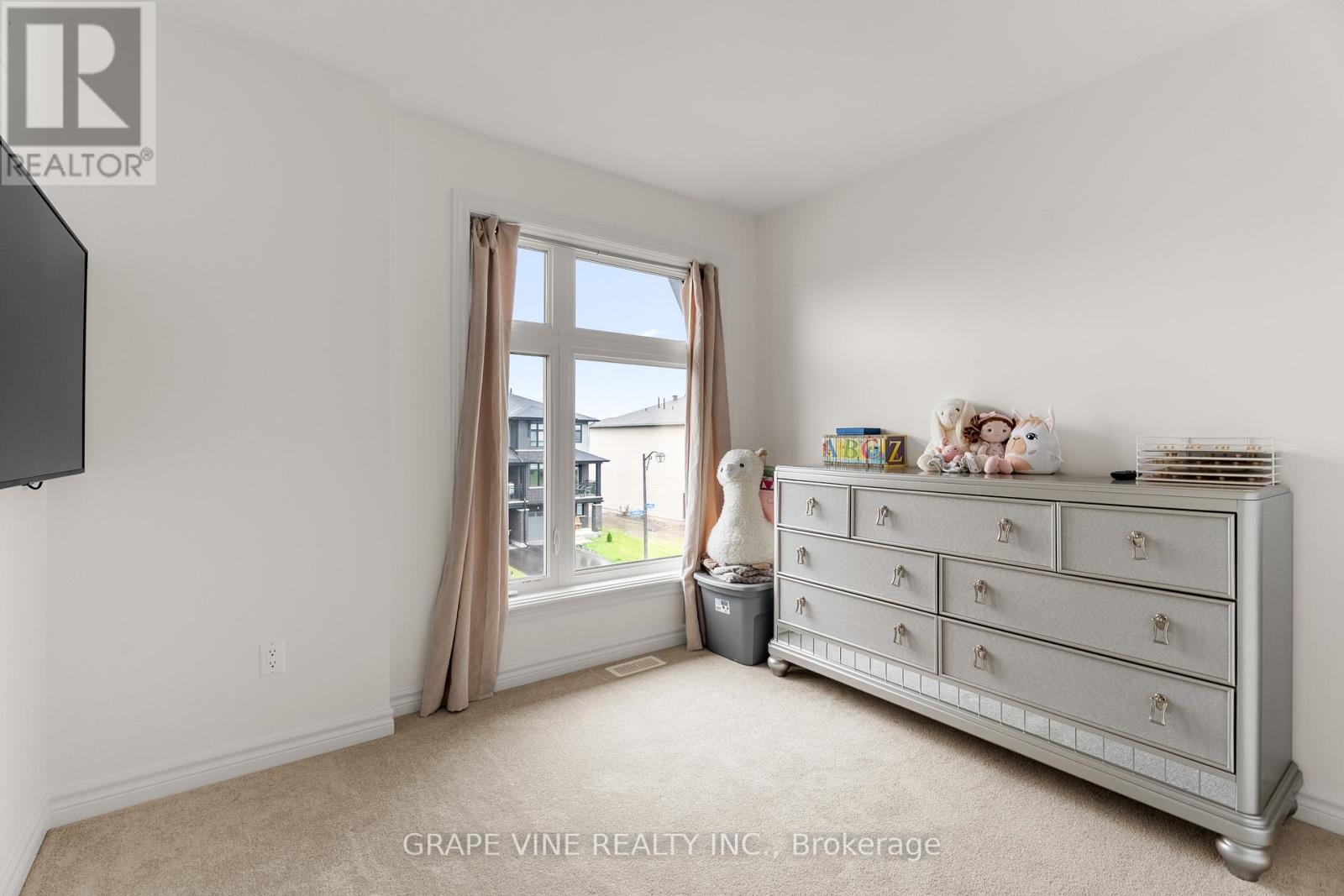 60 Verglas Lane