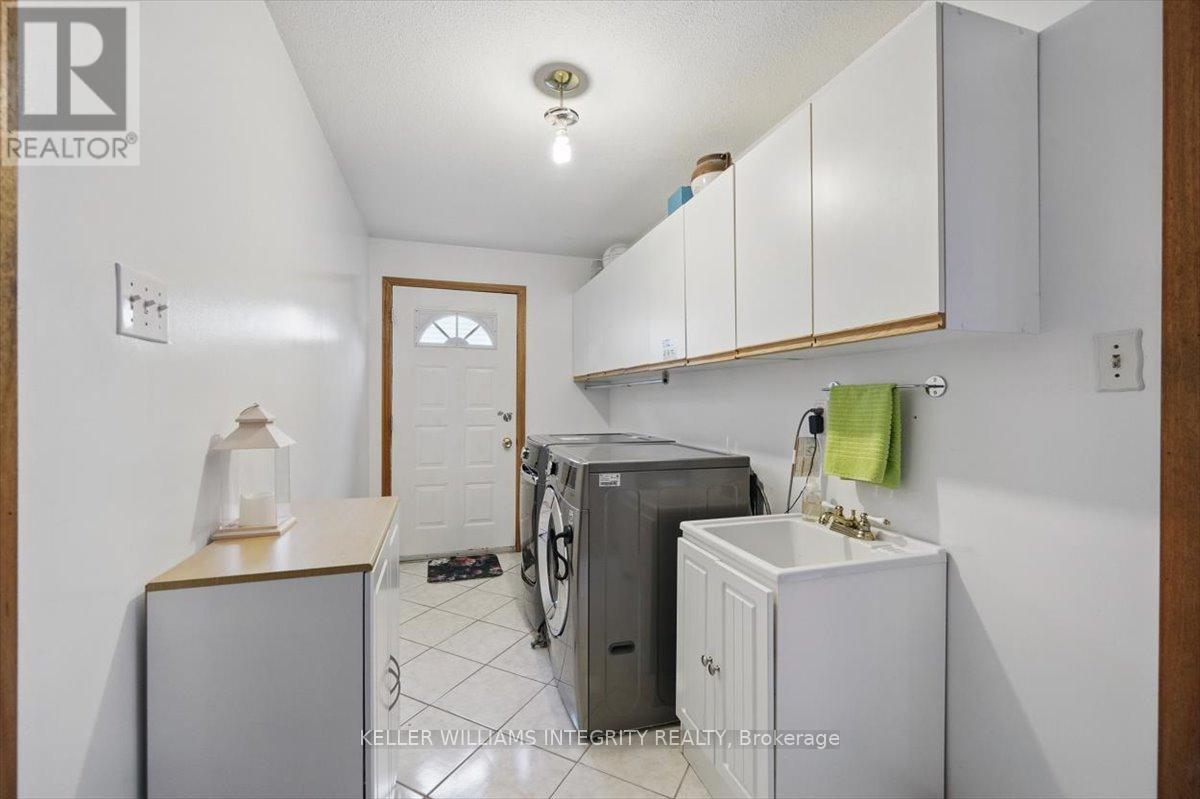 1954 Catherine Street