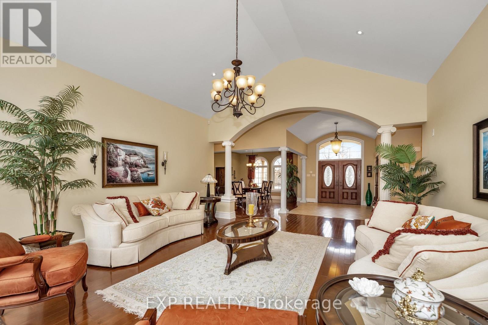 104 Sentinel Pine Way